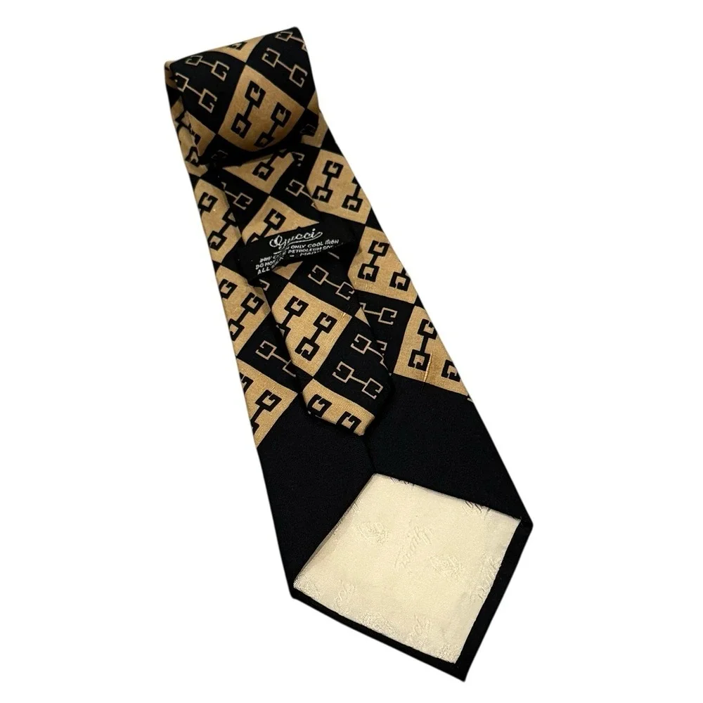 Gucci excellent preowned